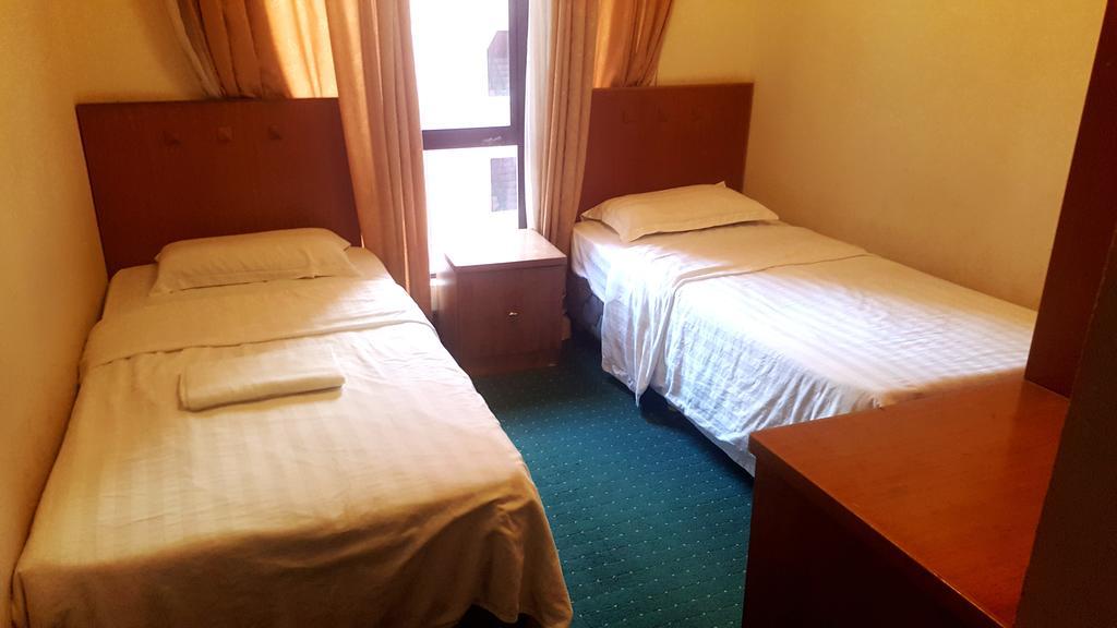 Homestay Marina Court Resort Kota Kinabalu Eksteriør billede