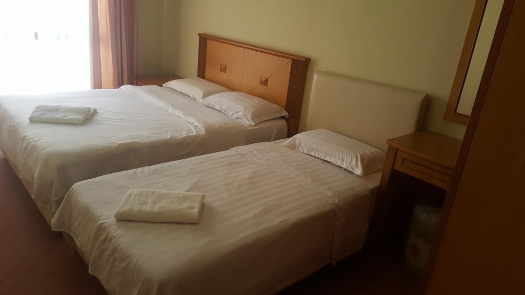Homestay Marina Court Resort Kota Kinabalu Eksteriør billede