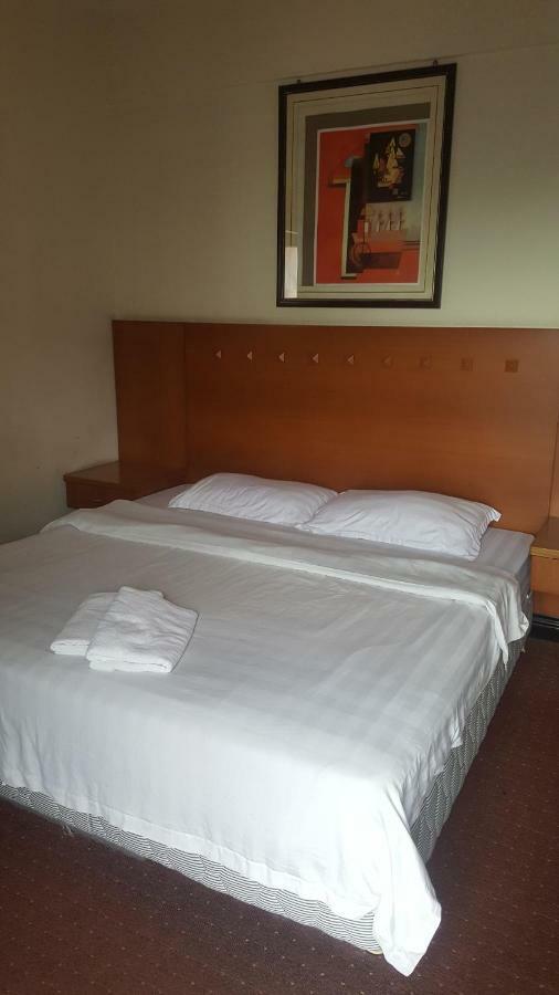 Homestay Marina Court Resort Kota Kinabalu Eksteriør billede