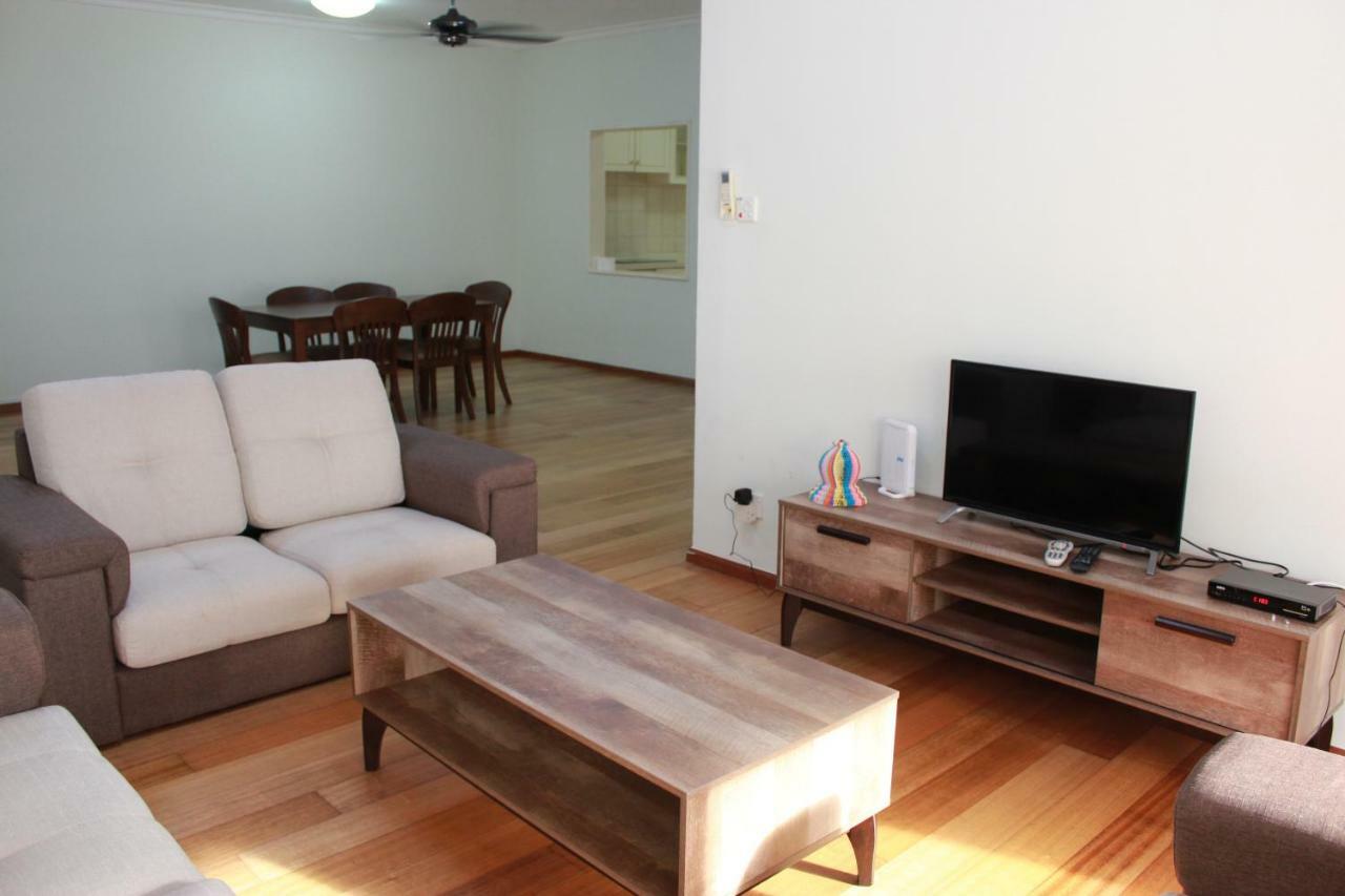 Homestay Marina Court Resort Kota Kinabalu Eksteriør billede